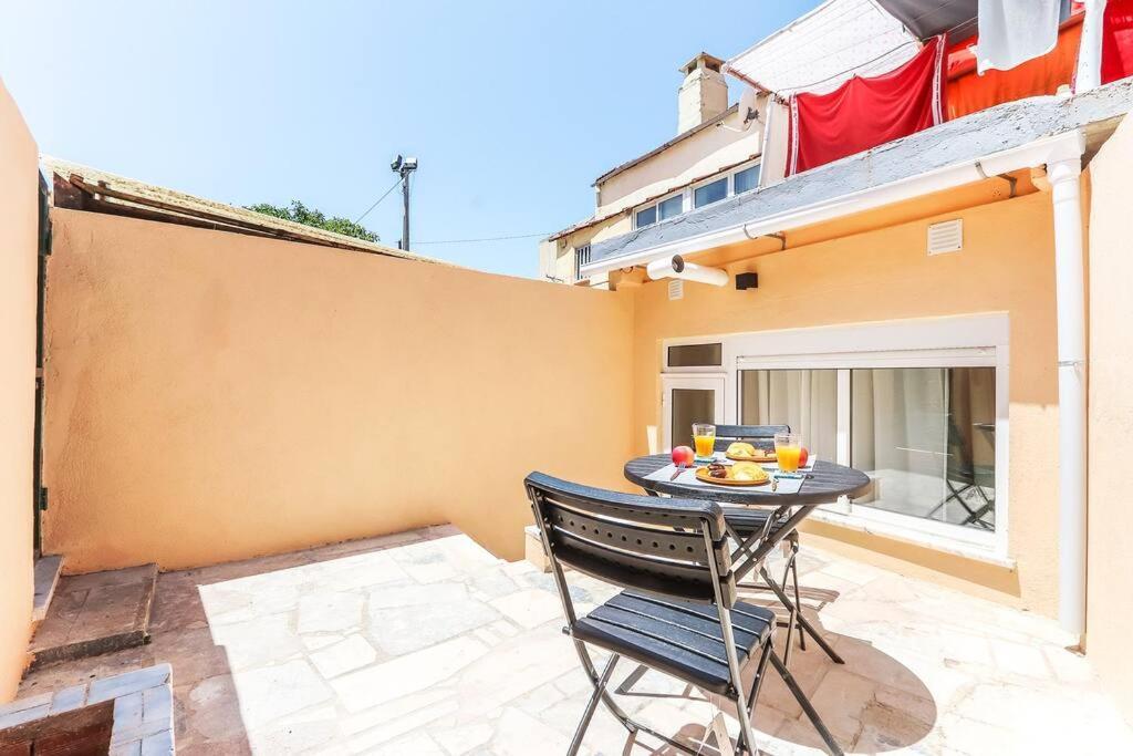 Vita Portucale ! Bright Campo Ourique W/ Terrace Lisboa 外观 照片